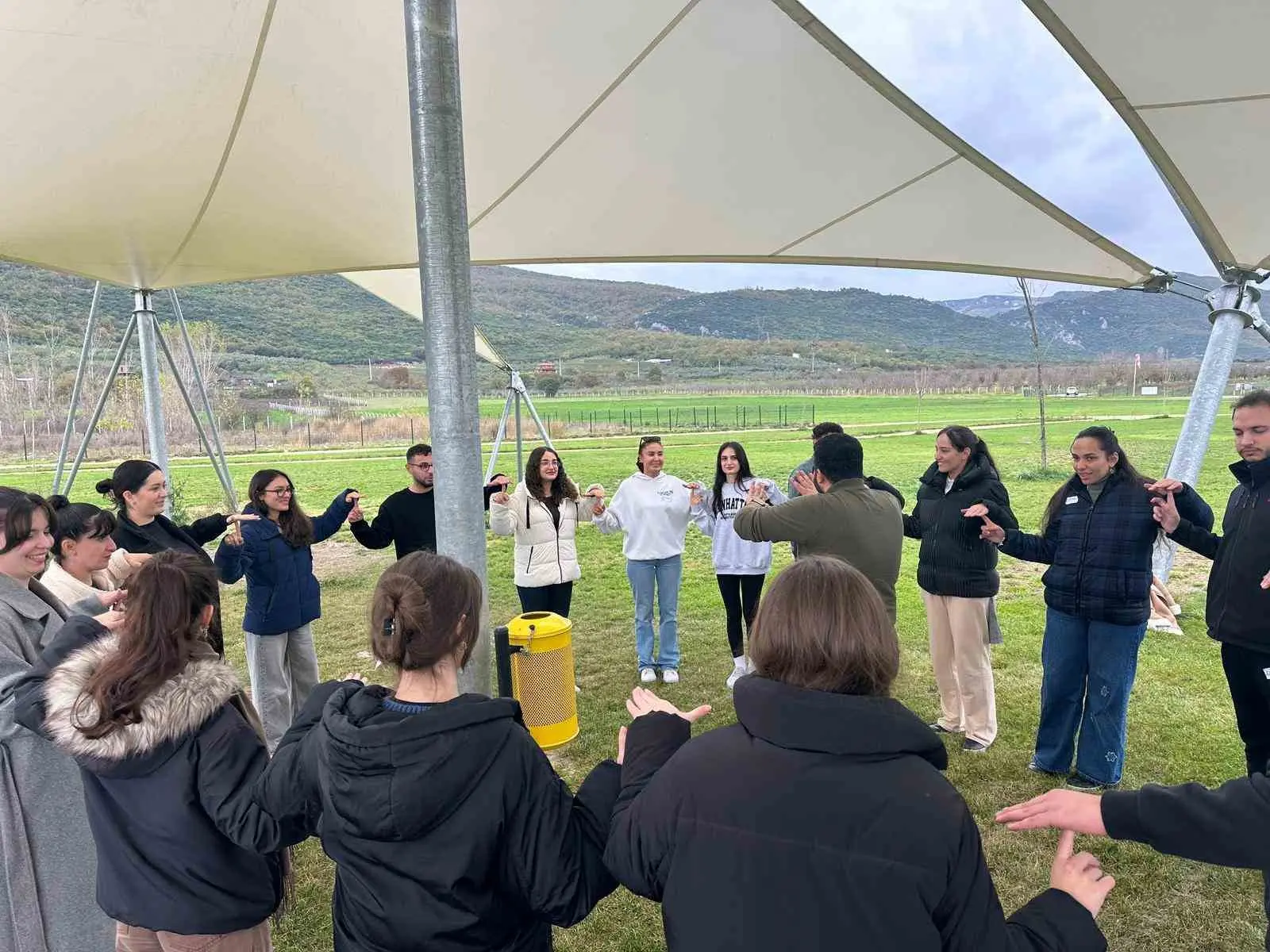 Nilüfer Belediyesi’nin ev sahipliğinde gerçekleşen “İklim Krizi ve Doğa Etkinliği”,