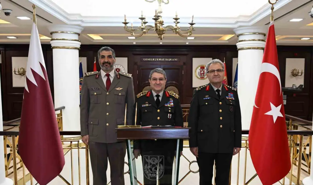 Genelkurmay Başkanı Orgeneral Selçuk Bayraktaroğlu, Katar Kara Kuvvetleri Komutanı Tümgeneral