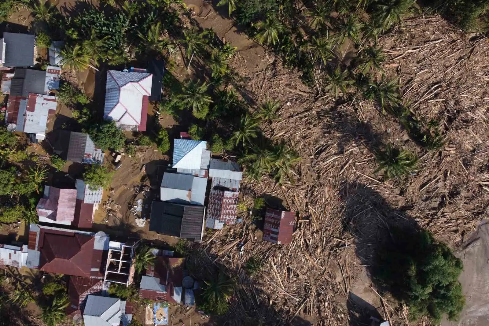 Güney Asya ülkelerinde etkili olan muson yağışlarının ve Ditwah Kasırgası’nın