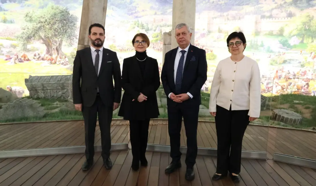 Gürcistan Acara Özerk Bölgesi Kültür Bakanı ve ünlü piyanist Eliso