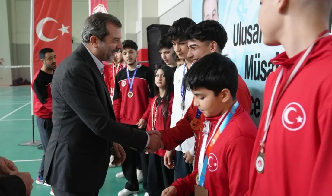 Gürsu Belediyesi, spora ve sporcuya verdiği desteği yeni başarılarla taçlandırıyor.