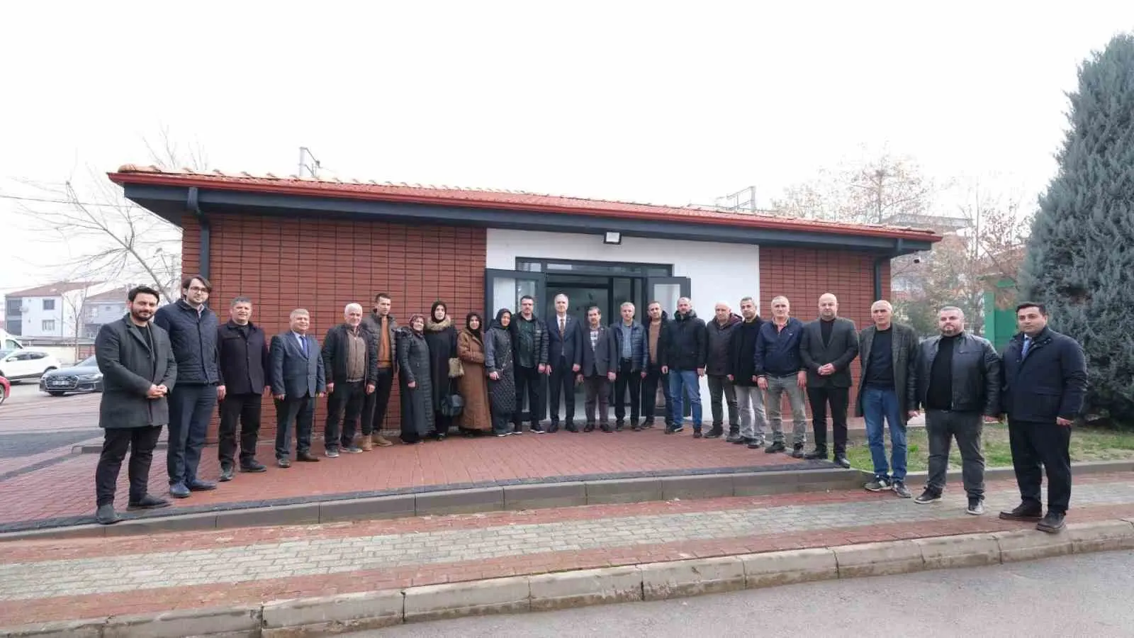 Mesudiye Mahallesinde İnegöl Belediyesi’nin tahsis ettiği arsa üzerinde hayırsever Ali