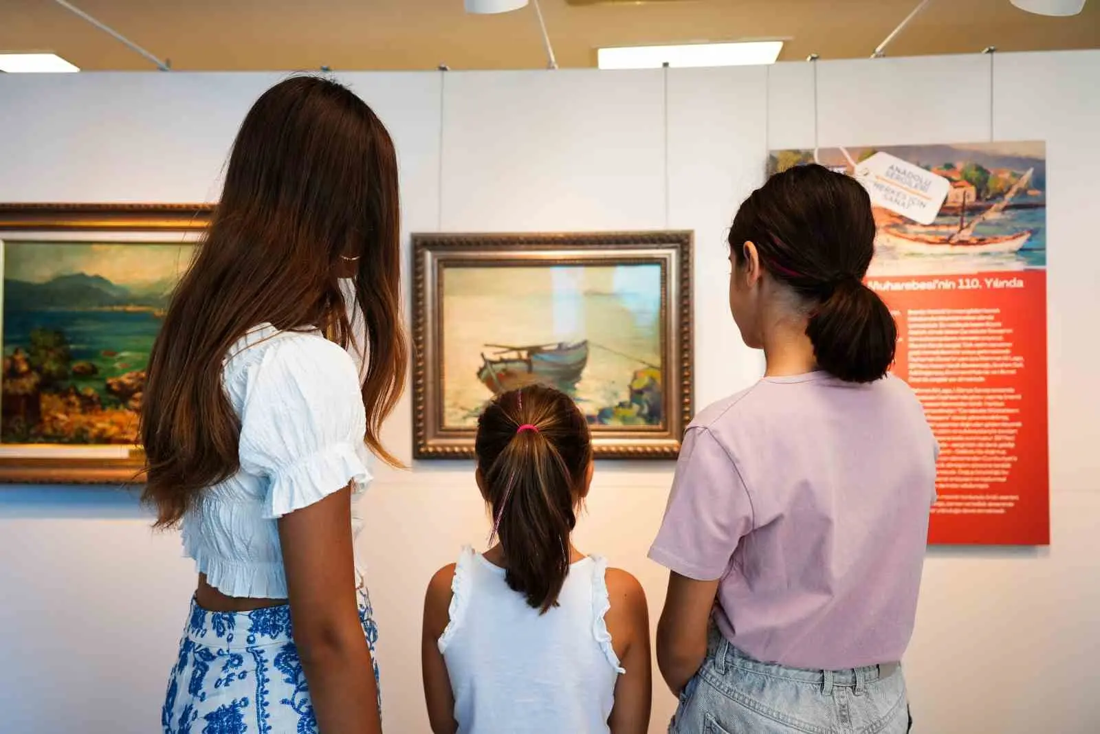 İş Sanat Anadolu Sergileri’nin 2025 yılındaki son durağı, Osmanlı çini