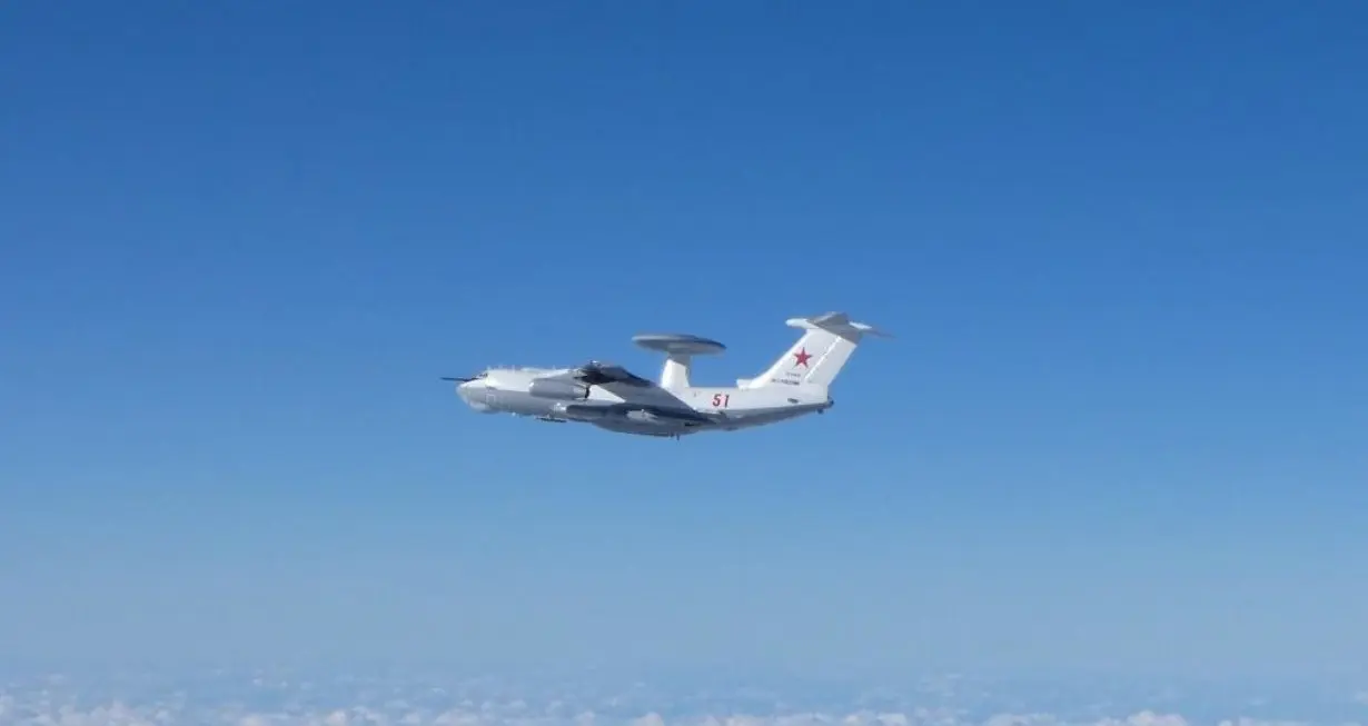 Japonya hükümeti, Rusya ve Çin’e ait askeri uçakların Japonya hava