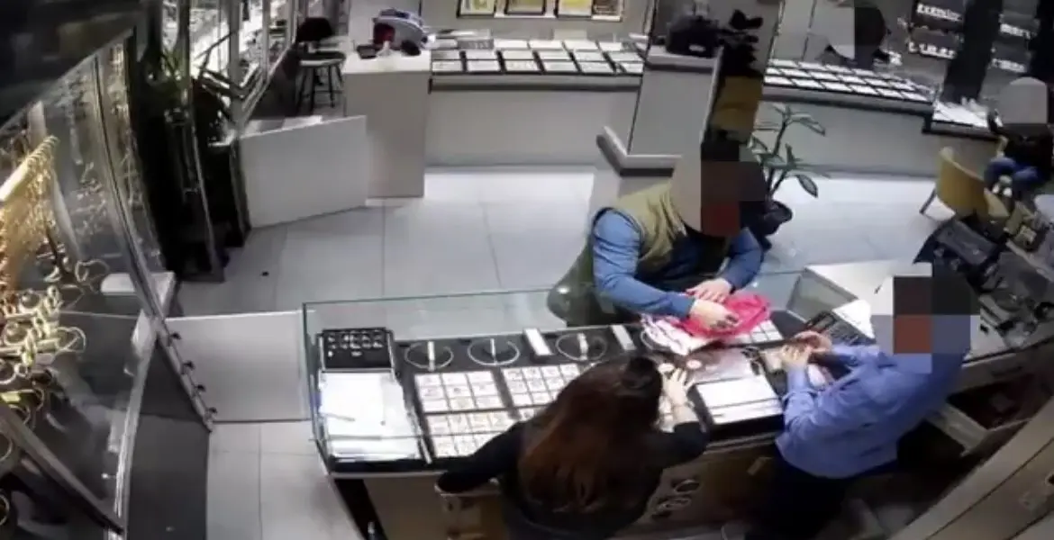 Bursa’nın Mudanya ilçesinde yaklaşık 4 milyon TL değerindeki altın ve