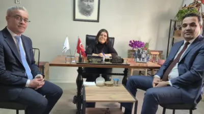 Manisa’nın Sarıgöl Kaymakamı Halil Dalak, ilçedeki tek kadın muhtar olan