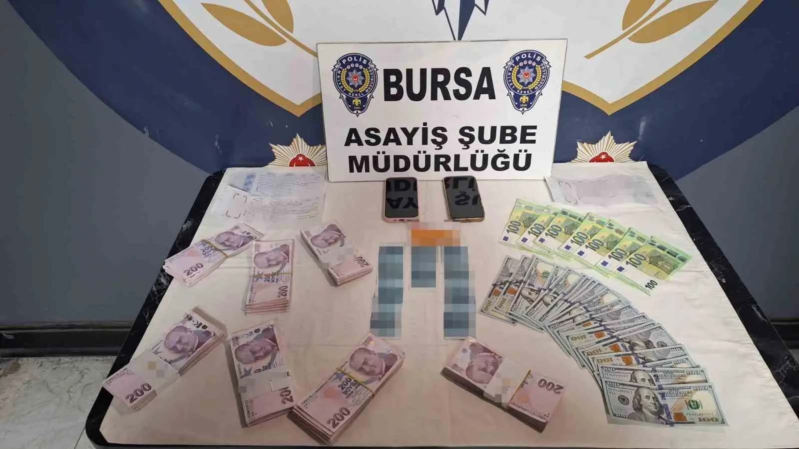 Kendilerini polis ve savcı olarak tanıtarak vatandaşları dolandıran şüphelilere yönelik