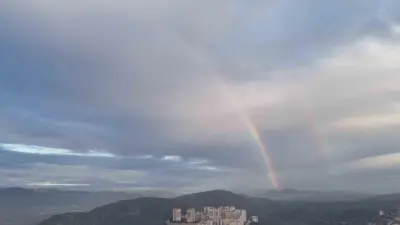 Bursa’nın Kestel ilçesi semalarında, herhangi bir yağış olmamasına rağmen oluşan