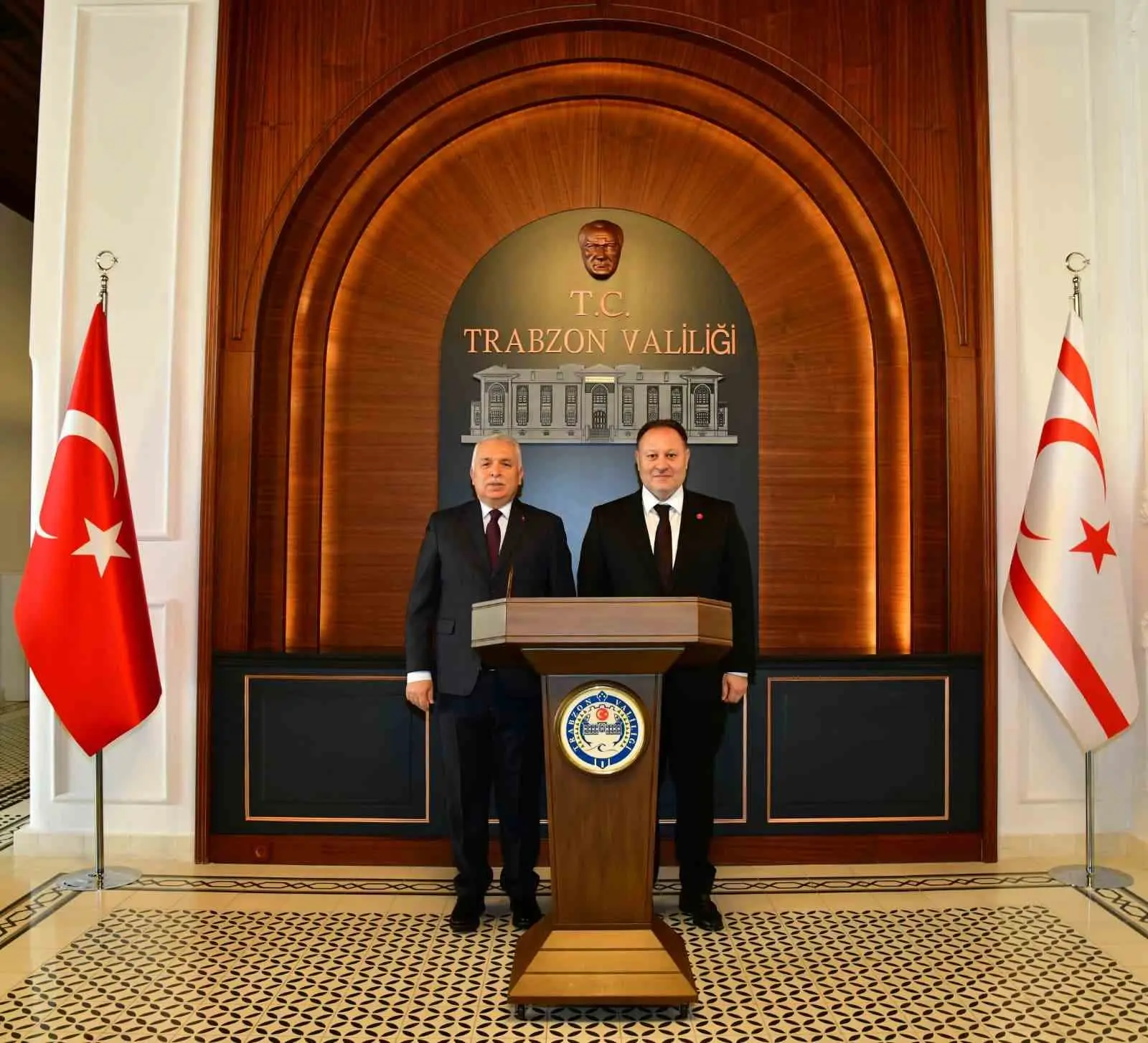 Bir dizi temaslarda bulunmak üzere Trabzon’a gelen Kuzey Kıbrıs Türk