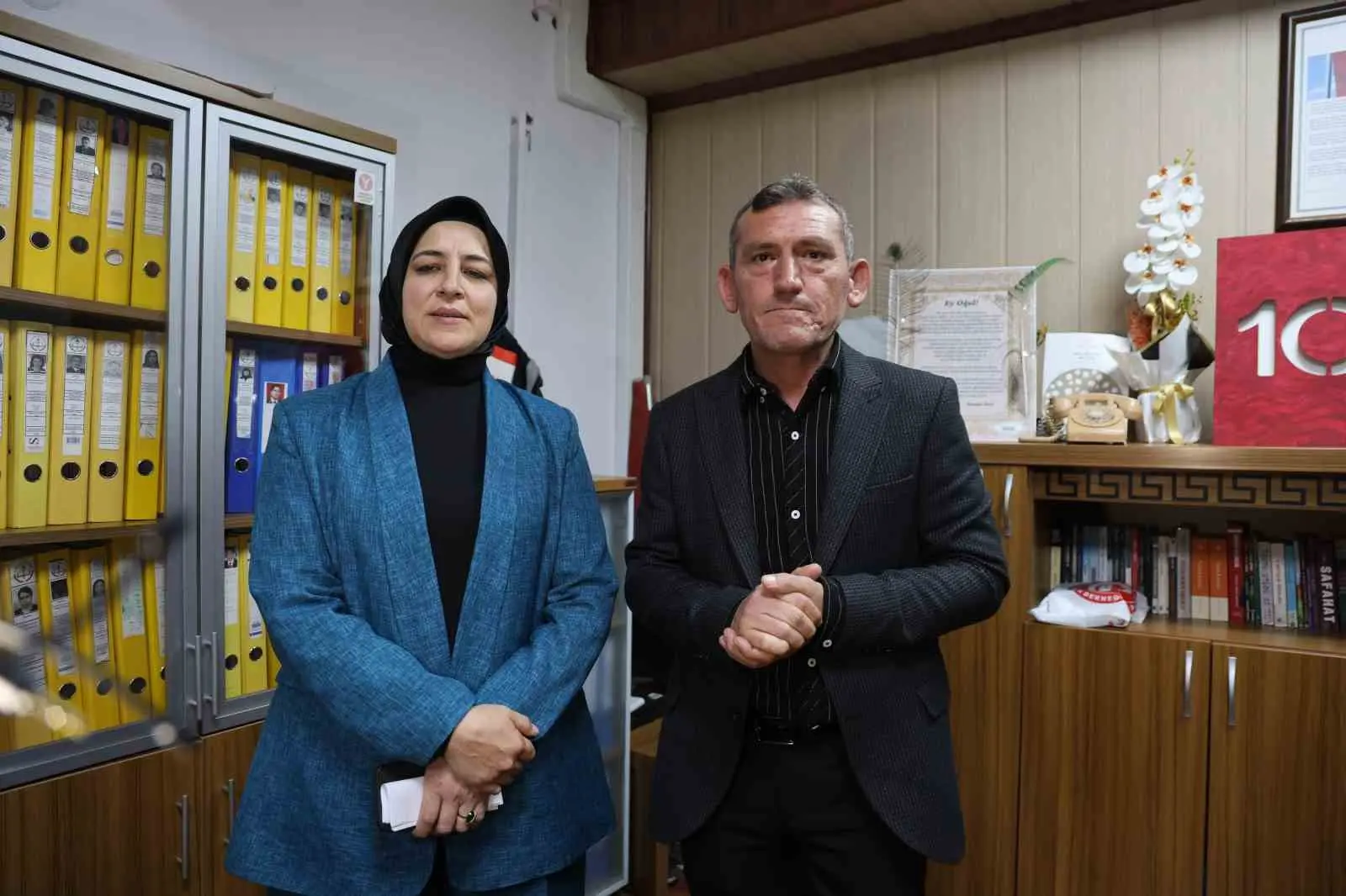 Adana’nın Kozan ilçesinde vefat eden muhtarın yerine yapılan seçimi, 6