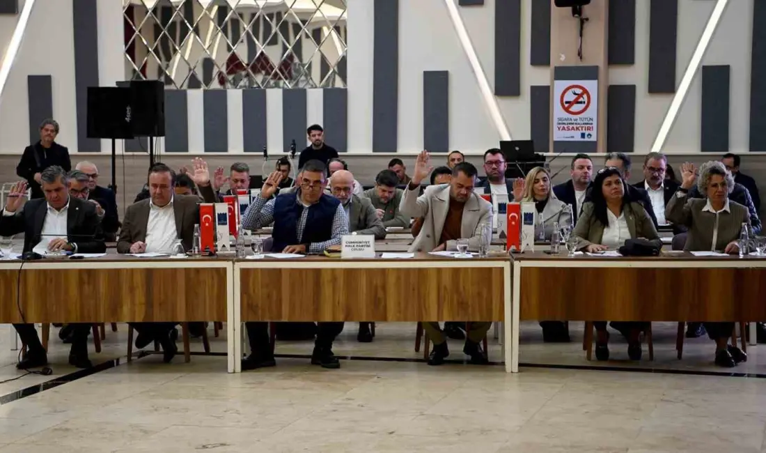 Kuşadası Belediye Meclisi, 2025 yılının son toplantısını yaptı. Toplantıda, ihtiyaç