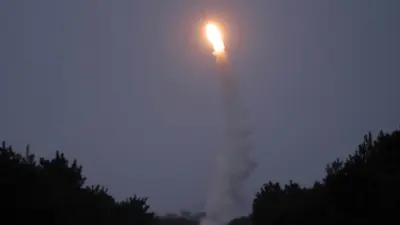 Kuzey Kore, yeni geliştirilen uzun menzilli uçaksavar füzelerinin ilk denemesinin