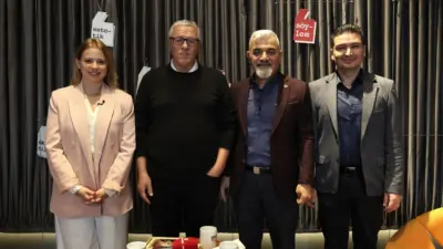 Osmangazi Belediyesi’nin düzenlediği ‘Medya Buluşmaları’ programında deneyimli gazeteciler Tayfun Çavuşoğlu