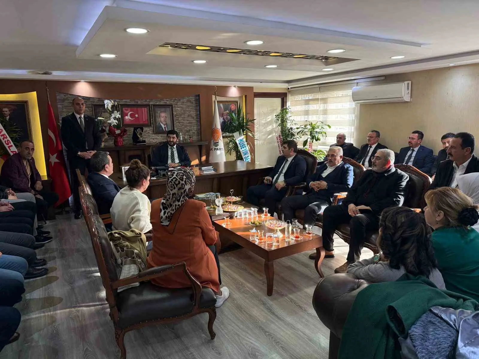 Etimesgut AK Parti İlçe Başkanı olarak atanan Yasin Şankazan’a, Milliyetçi