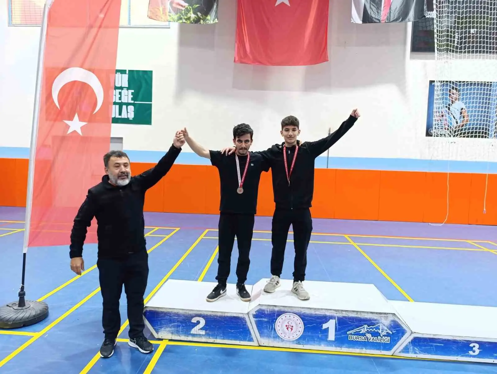 Kestel Spor Salonu’nda gerçekleştirilen Okul Sporları Gençler (A-B) Serbest ve