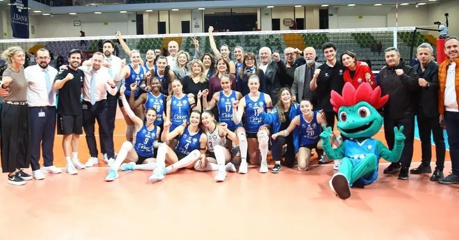 Nilüfer Belediyespor Eker Kadın Voleybol Takımı, Vodafone Sultanlar Ligi’nin 10.