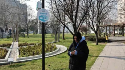 Nilüfer Belediyesi, vatandaşların bilgiye erişimini kolaylaştırmak amacıyla sürdürdüğü ücretsiz Wi-Fi
