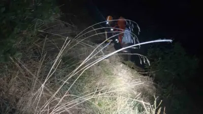 Bursa’nın Gürsu ilçesinde ormanlık alanda mahsur kalan bir kişi, itfaiye,