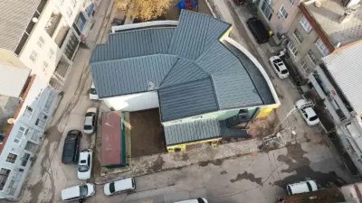 Göreve geldiği günden bugüne kadar ilçeyi kreşlerle donatmaya devam eden