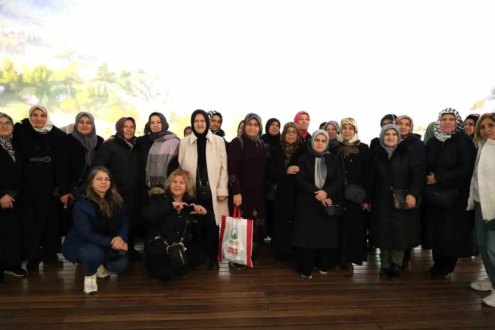 Bursa’nın merkez Osmangazi ilçesinde yaşayan vatandaşlar, Osmangazi Belediyesi’nin düzenlediği kültür