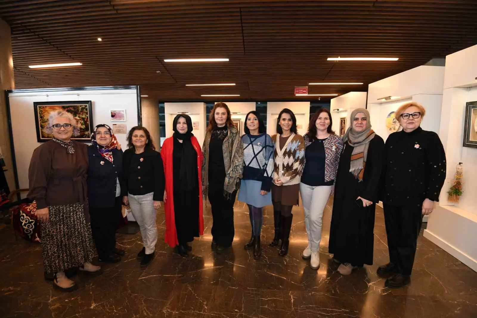 Sanata ve edebiyata gösterdiği değer ile birçok projeye imza atan