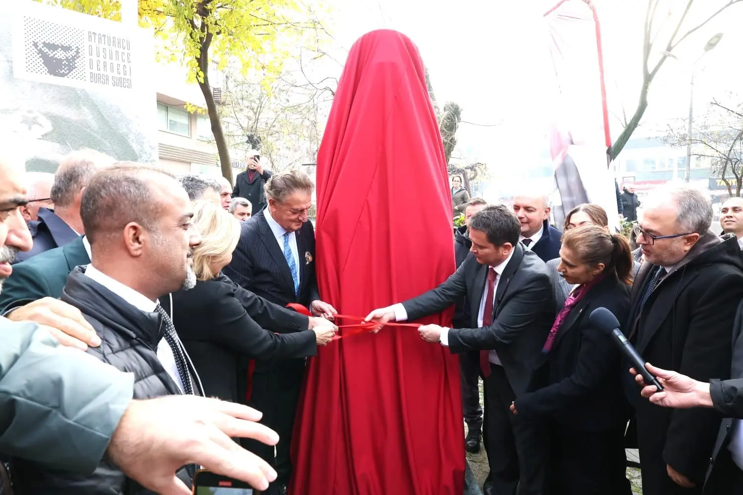 Cumhuriyetin simge isimlerinden Şehit Asteğmen Mustafa Fehmi Kubilay’ın adını taşıyan