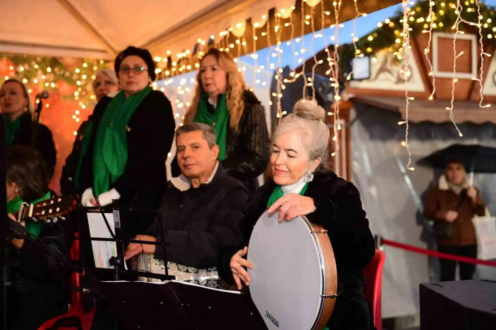 Her akşam bir başka konser ile Bursalıların eğlence durağı olan