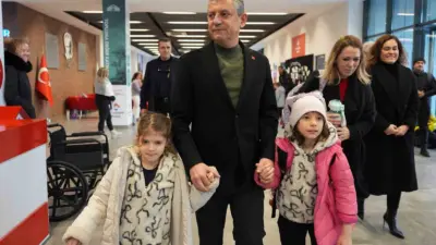 Cumhuriyet Halk Partisi (CHP) Genel Başkanı Özgür Özel, merhum Manisa