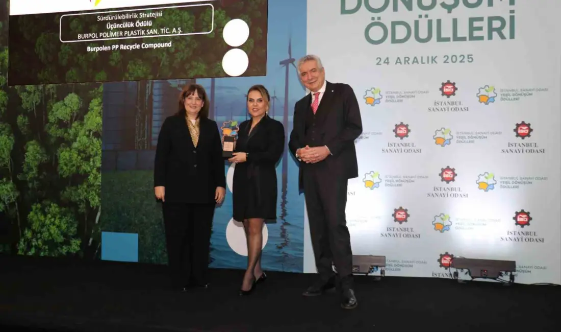 Bursa Kayapa Organize Sanayi Bölgesi’ndeki fabrikasında plastik atıkları yüksek teknoloji