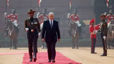 Rusya Devlet Başkanı Vladimir Putin, resmi ziyaret düzenlediği Hindistan’da Başbakan