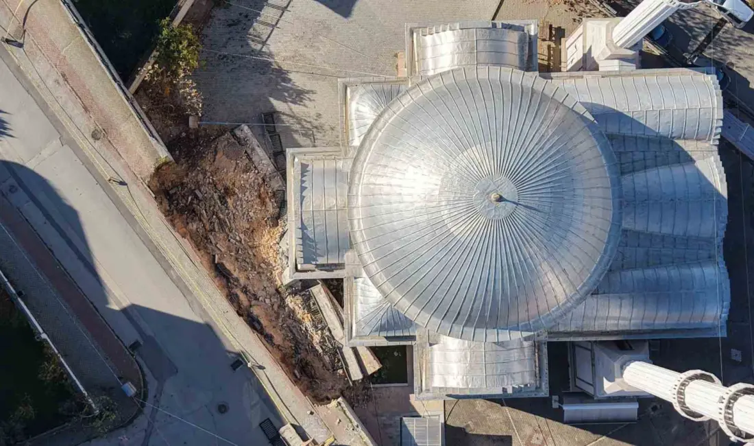 Bursa’nın Nilüfer ilçesinde sabah yürüyüşe çıkan bir yaşlı kadının “kayıyor”