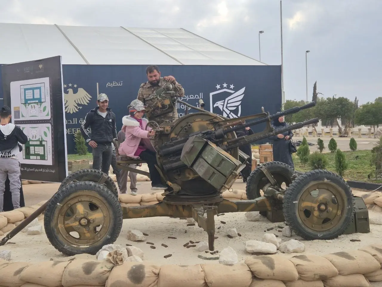 Eski Suriye Devlet Başkanı Beşar Esad’ın devrilmesinin ardından ülkenin özgürleştirilmesinin