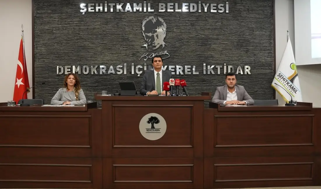 Şehitkamil Belediyesi Aralık ayı meclis toplantısının 3. birleşimi Umut Yılmaz