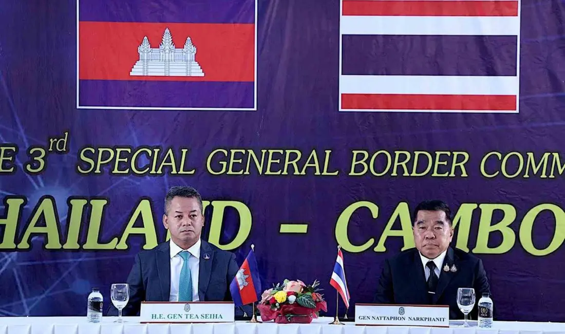 Tayland ile Kamboçya arasında sınır çatışmasının durdurulması amacıyla ateşkese vardı.