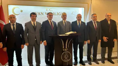 Ulaştırma ve Altyapı Bakanı Abdulkadir Uraloğlu, çeşitli programlara katılmak üzere