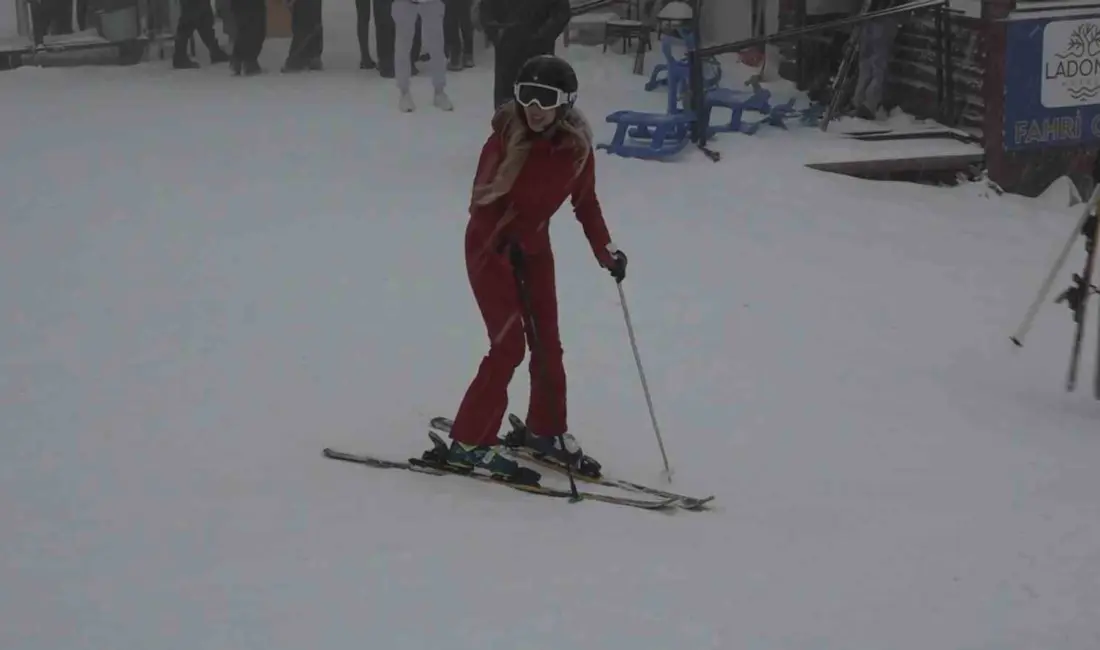 Kış turizminin önemli merkezlerinden Uludağ’da yılbaşına sayılı günler kala yağan