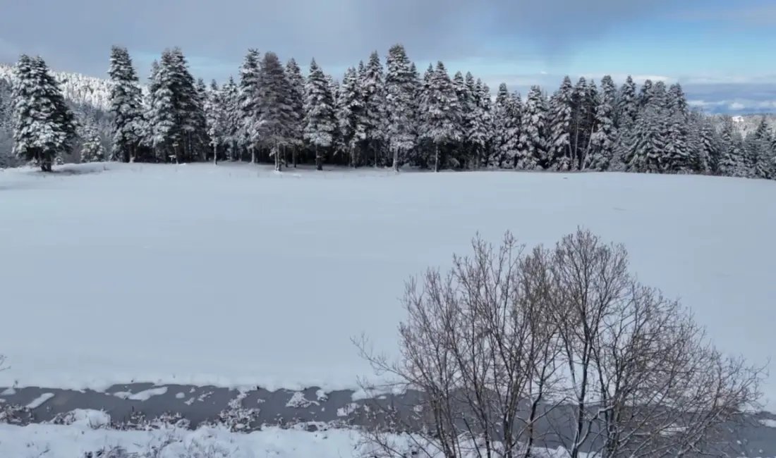 Uludağ’ın zirvesinde 1 Aralık’ta 10 santimetre olarak ölçülen kar kalınlığı,