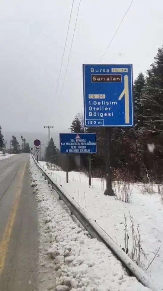 Meteoroloji Genel Müdürlüğü, Bursa’da sarı kodlu uyarıda bulunurken, Uludağ’ın zirvesinde