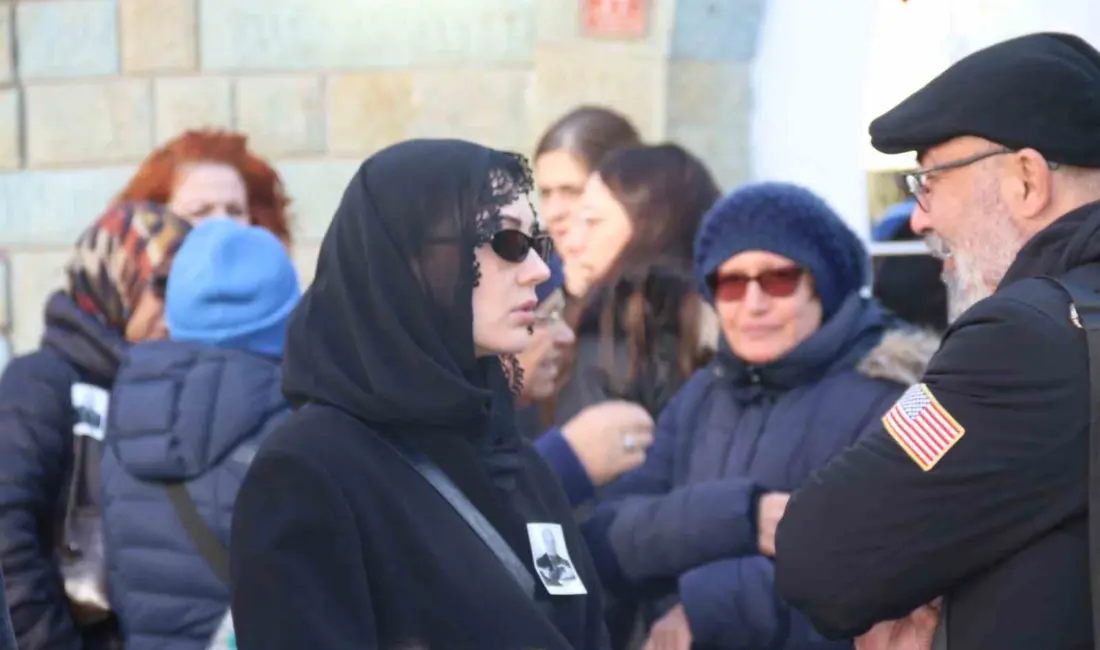 Ünlü dizi oyuncusu Burcu Özberk’in Eskişehir’de hayatını kaybeden dedesi Cumhuriyet