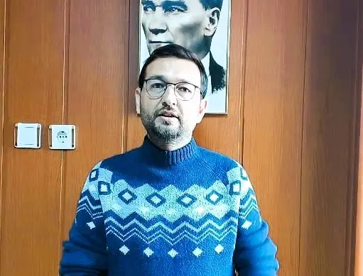 Uşak’ta CHP İl Başkanının, toplantıya engel olunduğu iddiasıyla Eşme teşkilatı