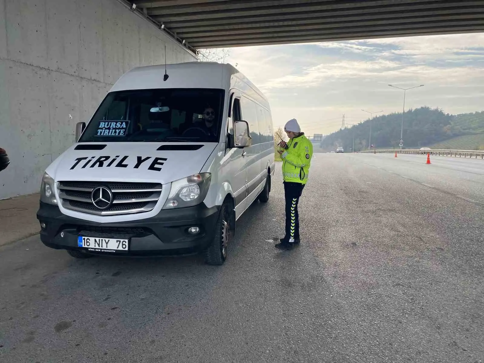 Bursa’nın Mudanya ilçesinde yılbaşı öncesi vatandaşların huzur ve güvenliğinin sağlanması