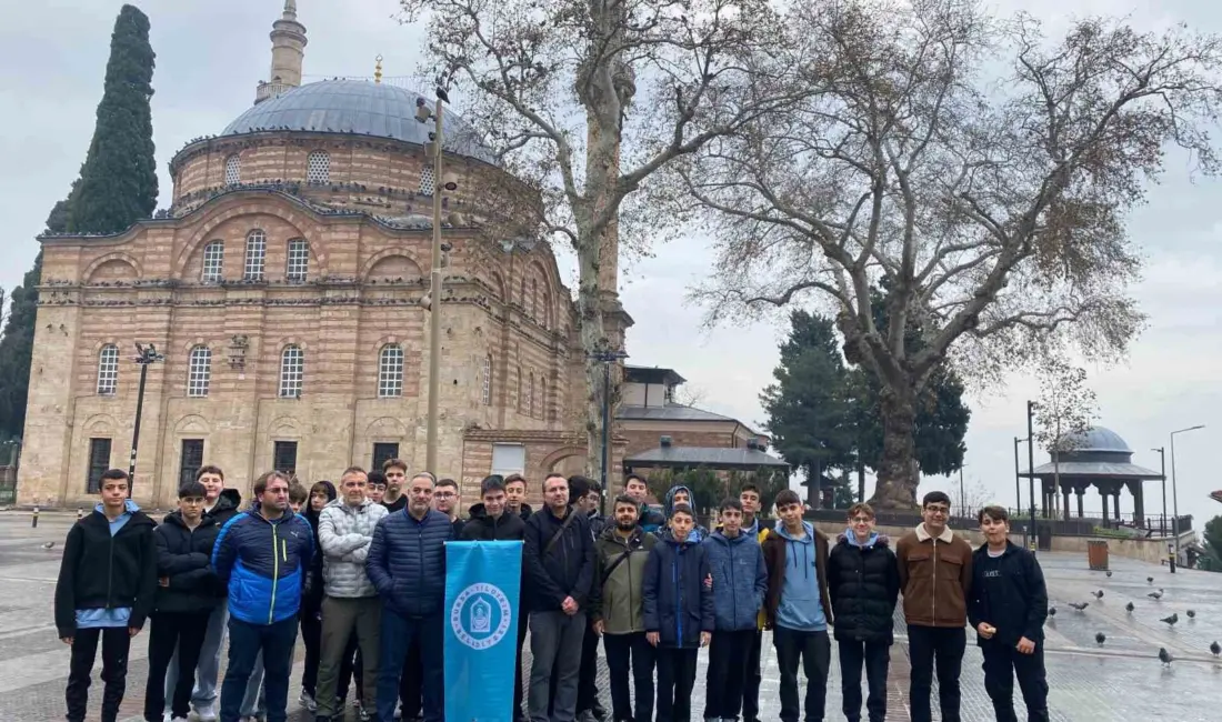 Yıldırım Belediyesi, gençlerin hem fiziksel hem de kültürel gelişimlerine katkı