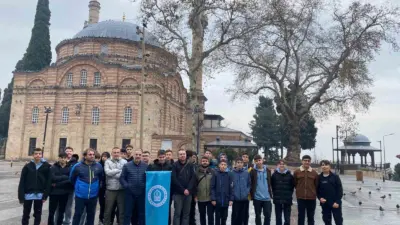 Yıldırım Belediyesi, gençlerin hem fiziksel hem de kültürel gelişimlerine katkı