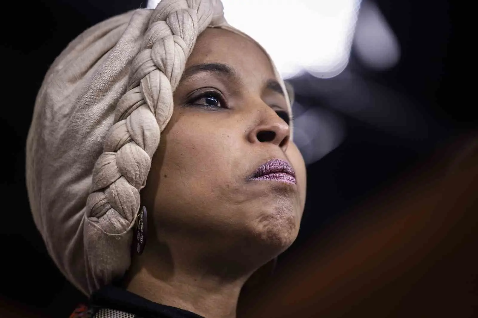 ABD’nin ilk Müslüman kadın kongre üyelerinden biri olan Ilhan Omar,