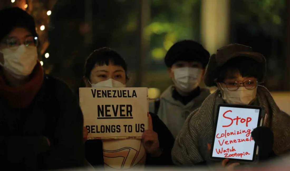 Japonya’nın başkenti Tokyo’da ABD’nin Venezuela’ya saldırı düzenleyerek ülkenin Devlet Başkanı