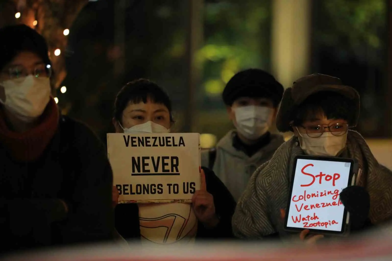 Japonya’nın başkenti Tokyo’da ABD’nin Venezuela’ya saldırı düzenleyerek ülkenin Devlet Başkanı