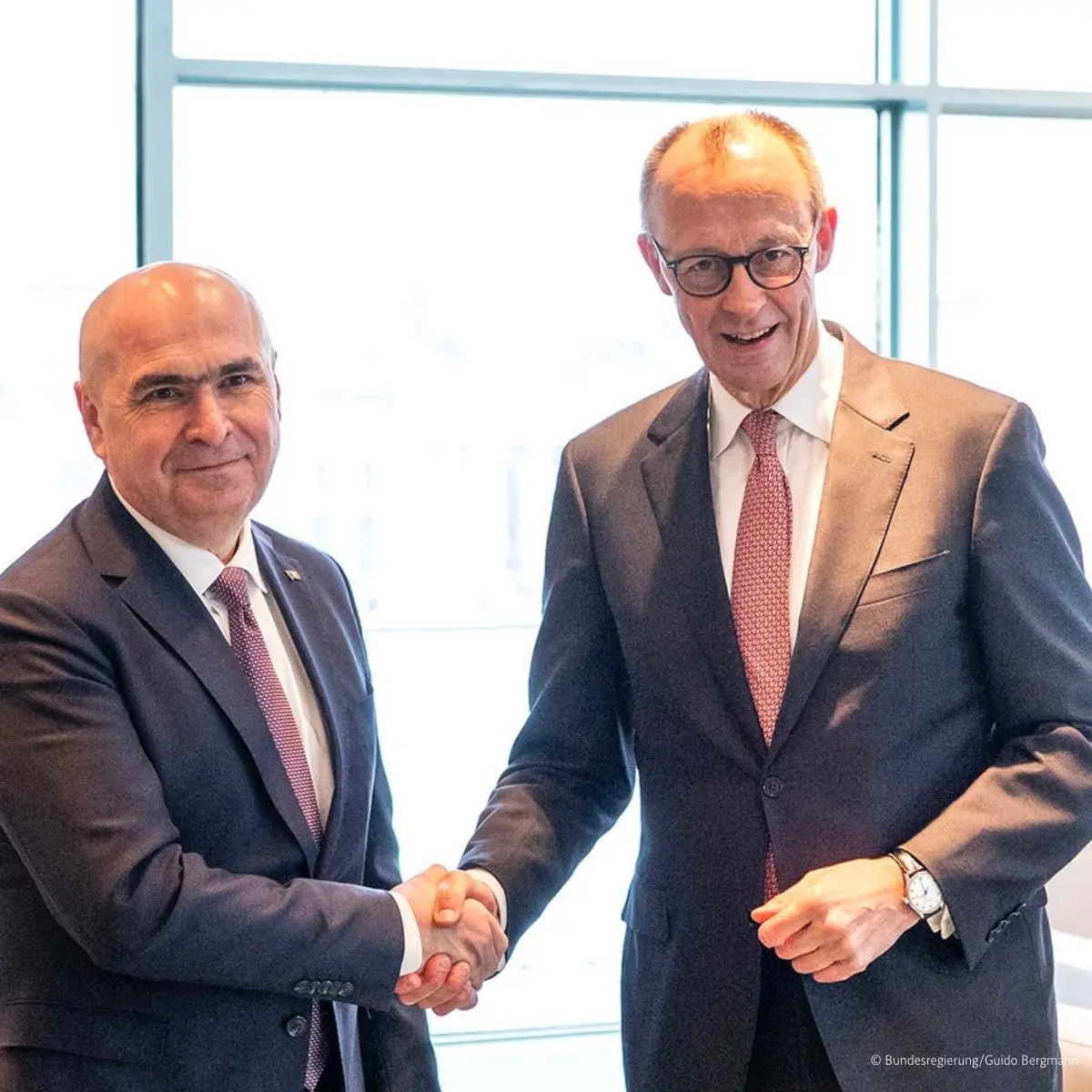 Almanya Başbakanı Friedrich Merz, İran’daki olayları yakından takip ettiklerini belirterek,