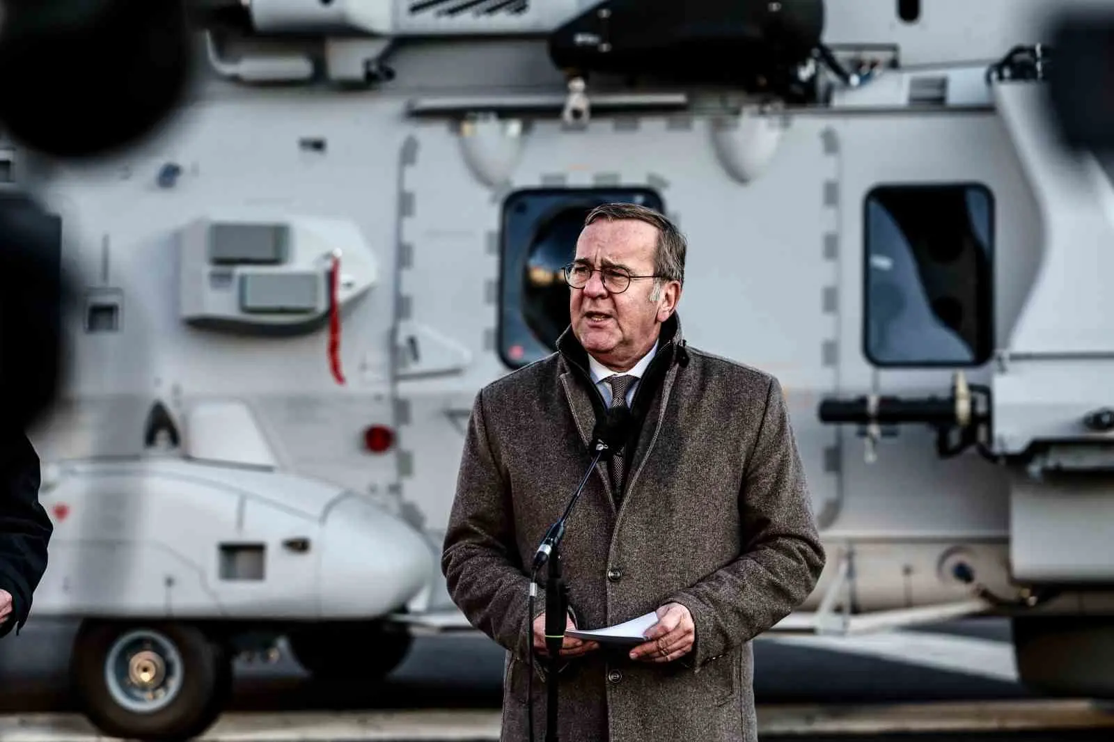 Almanya Savunma Bakanı Boris Pistorius, NATO müttefiki ülkelerin Afganistan’daki varlığını