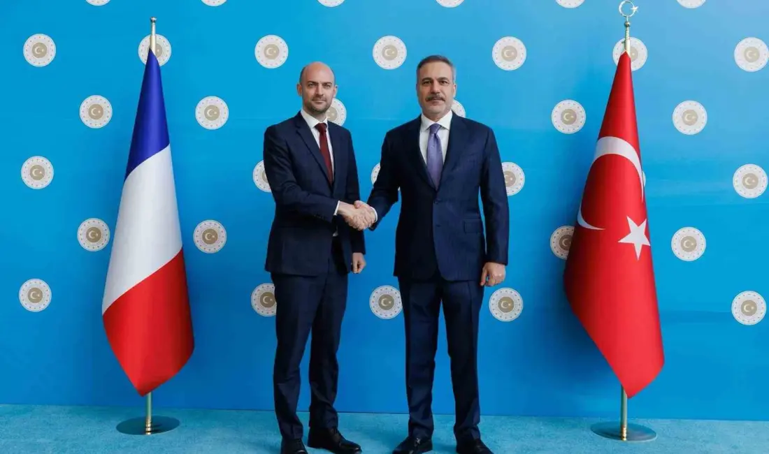 Dışişleri Bakanı Hakan Fidan, Fransız mevkidaşı Jean-Noel Barrot ile bir