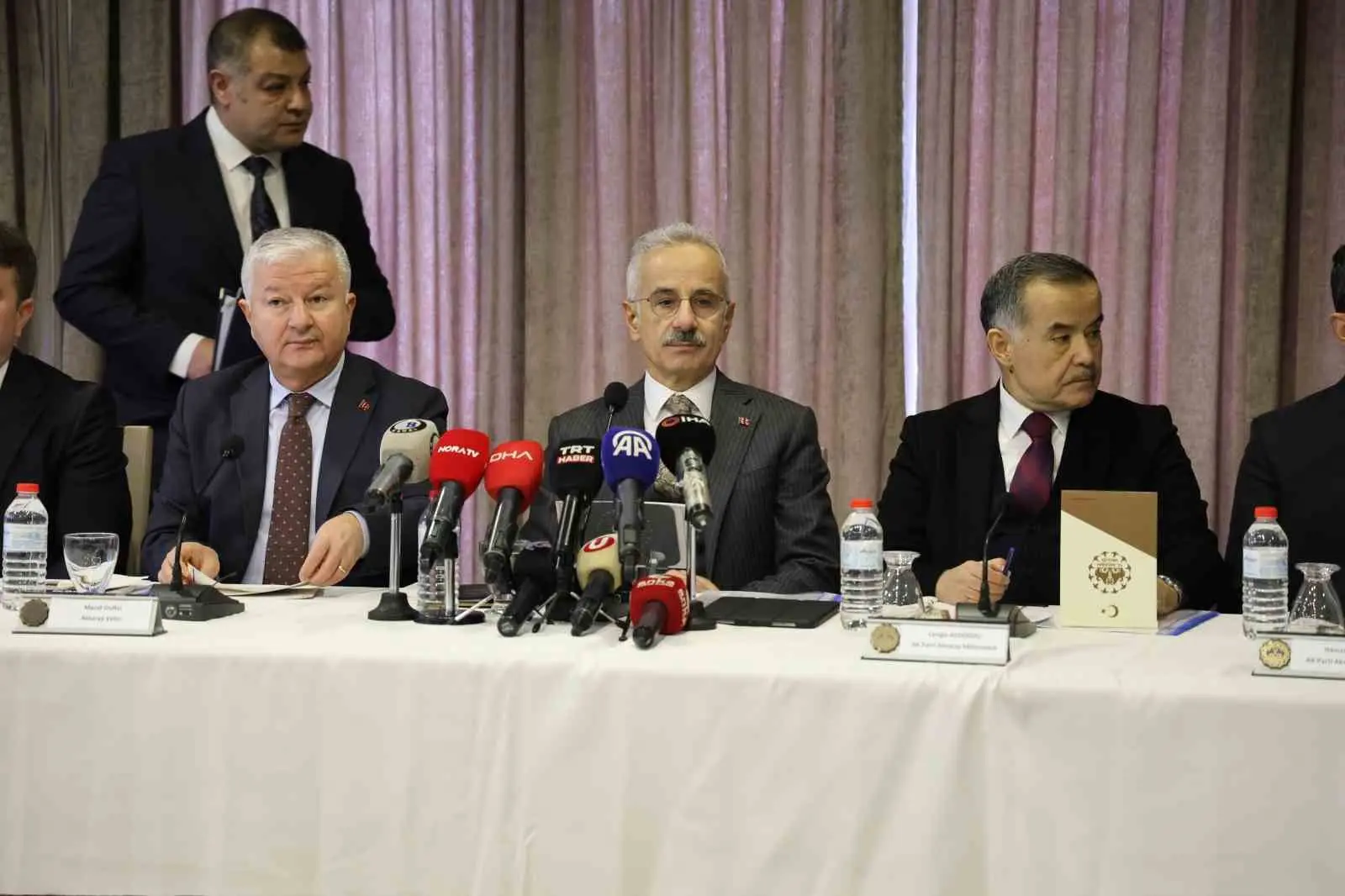 Ulaştırma ve Altyapı Bakanı Abdulkadir Uraloğlu, Terörsüz Türkiye sürecini sekteye